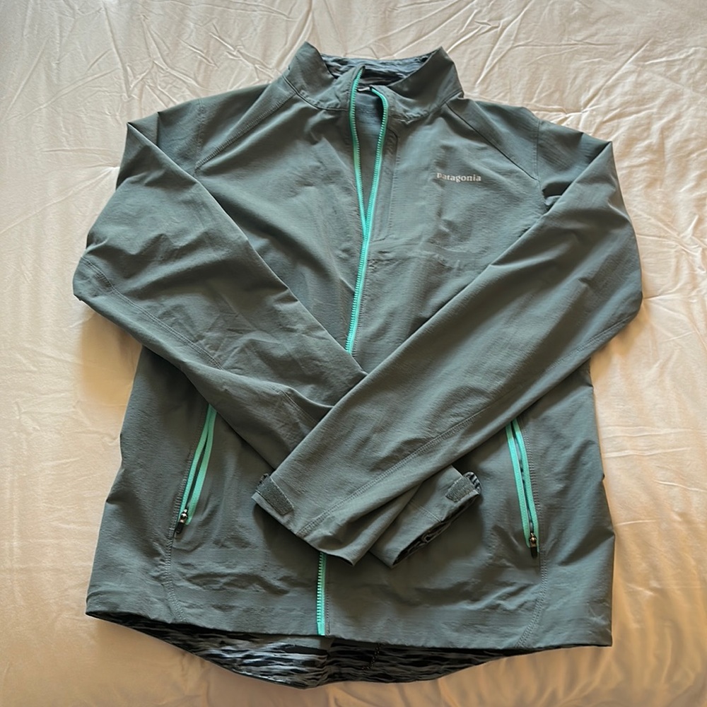 Patagonia Women's Jacket - Gray with Teal Accents